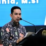 Plt Kadisdik Riau Erisman Yahya