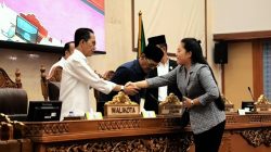 Amsakar Hadir Dalam Rapat Paripurna DPRD Batam, Membahas Laporan Reses Dan Ranperda Adat Melayu